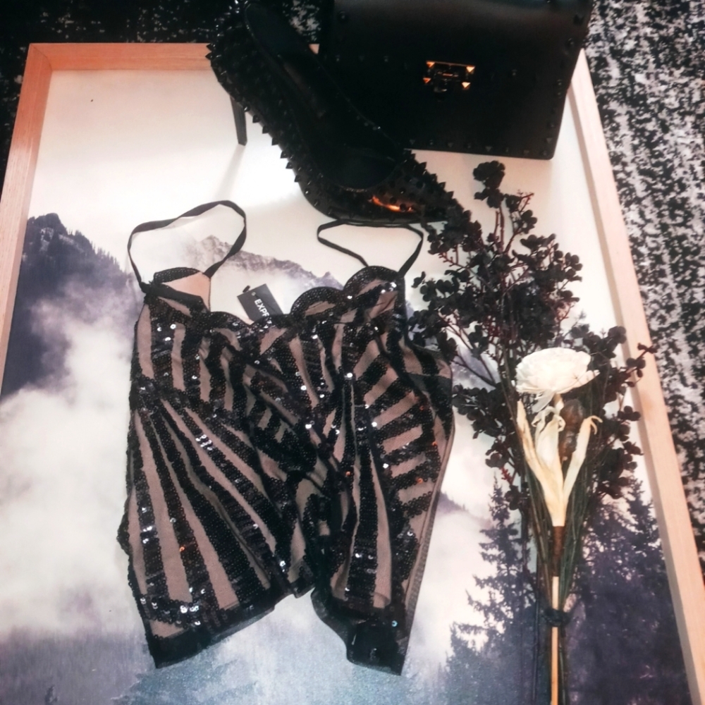 black sequin holiday party express cami - Picture 3 of 5